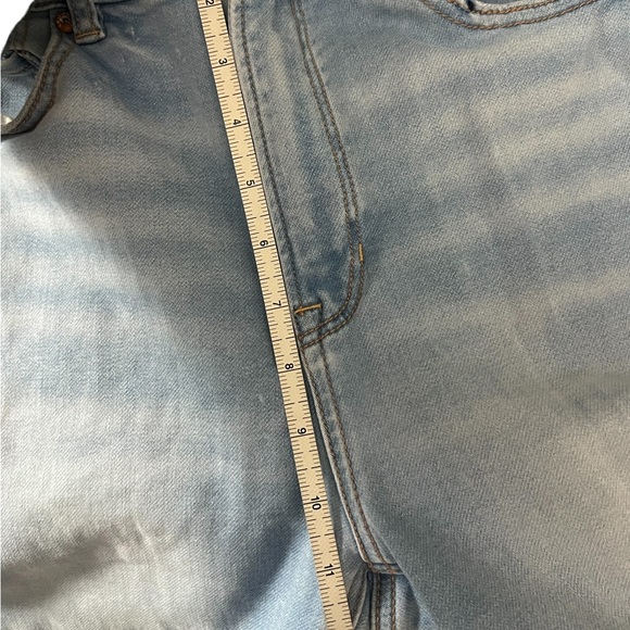 AEO • High Rise Mom Jean - Picture 8 of 8